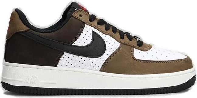 Nike Air Force 1 Low Retro Sneakers