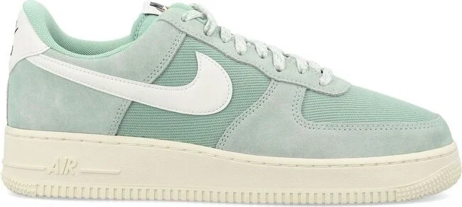 Nike Air Force 1 Low-Top Sneakers