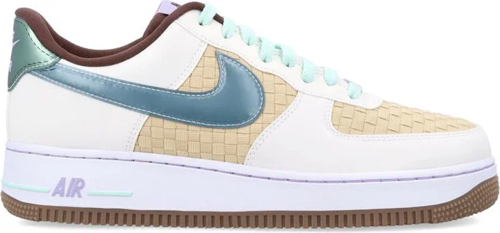 Nike Air Force 1 Retro Qs