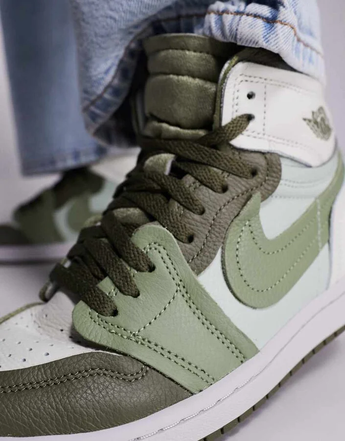 Nike Air Jordan 1 High Method of Make sneakers in green - Image 3
