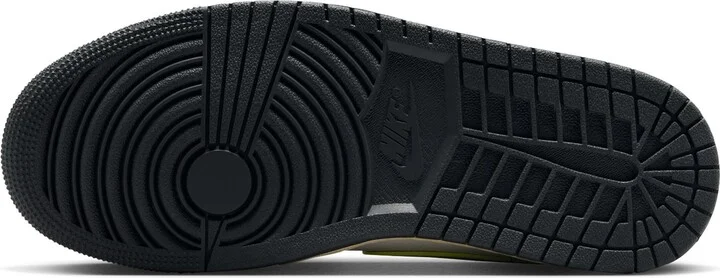 Nike Air Jordan 1 Low SE Sneaker - Image 5