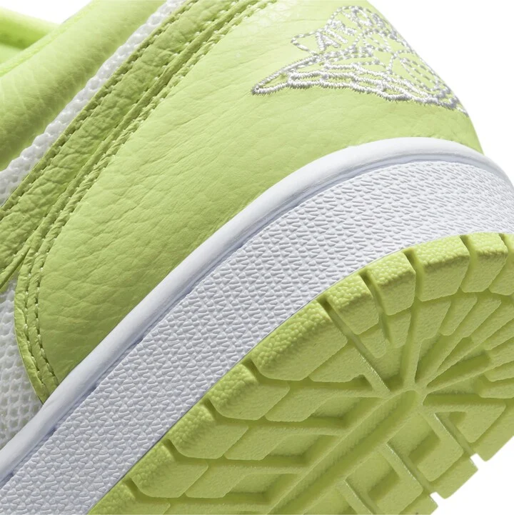 Nike Air Jordan 1 Low SE Sneaker - Image 7
