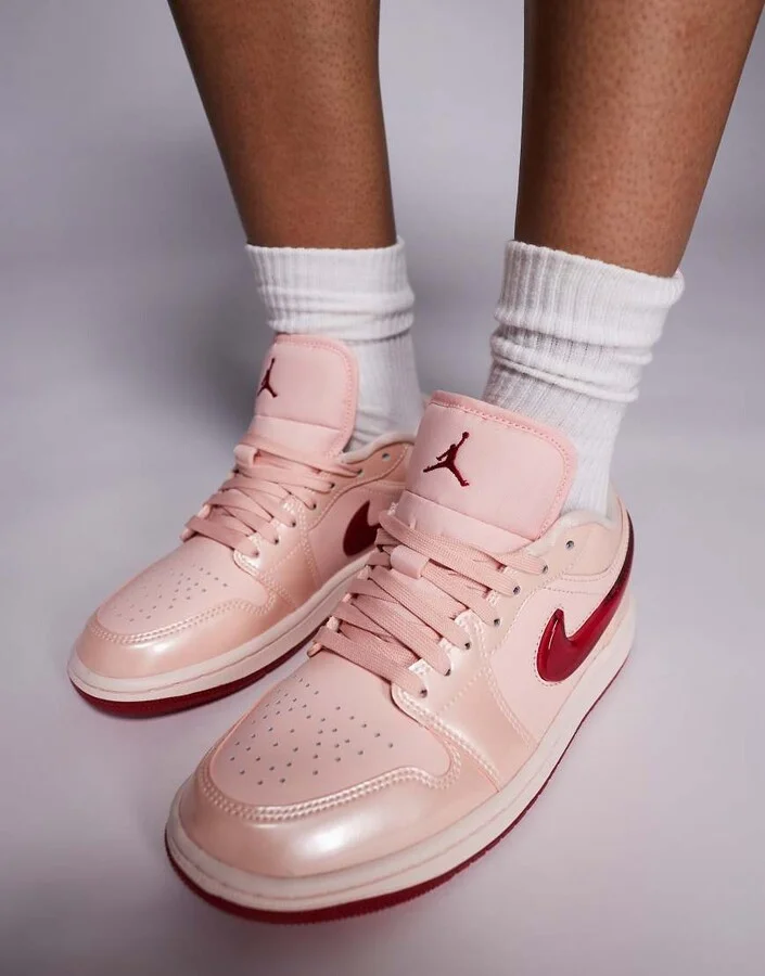 Nike Air Jordan 1 Low sneakers in light orange and pink - Image 4