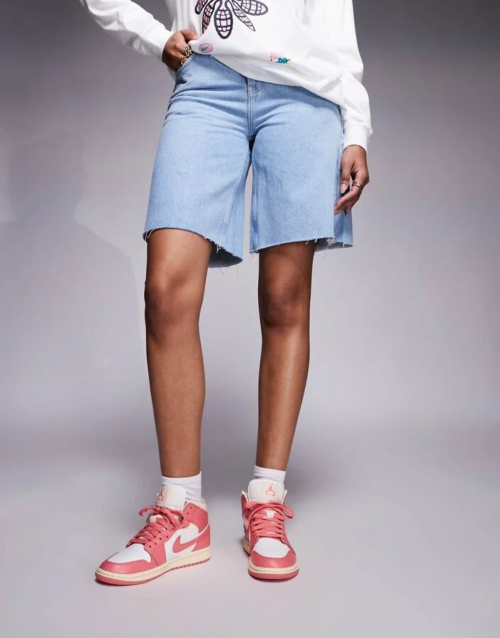 Nike Air Jordan 1 Mid sneakers in pink and white - Image 4
