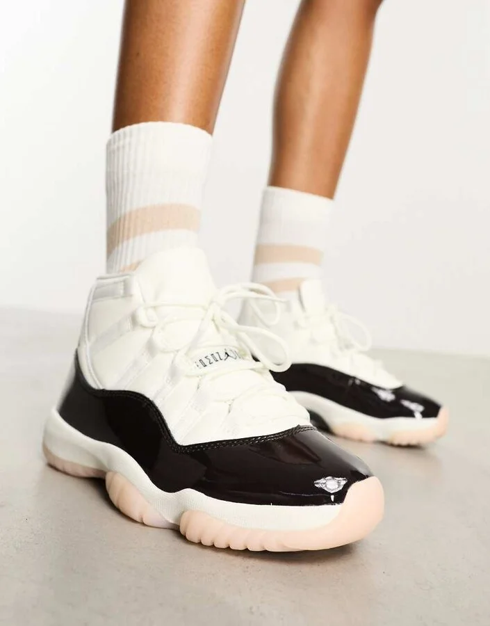 Nike Air Jordan 11 Retro sneakers in off white and brown - Image 3
