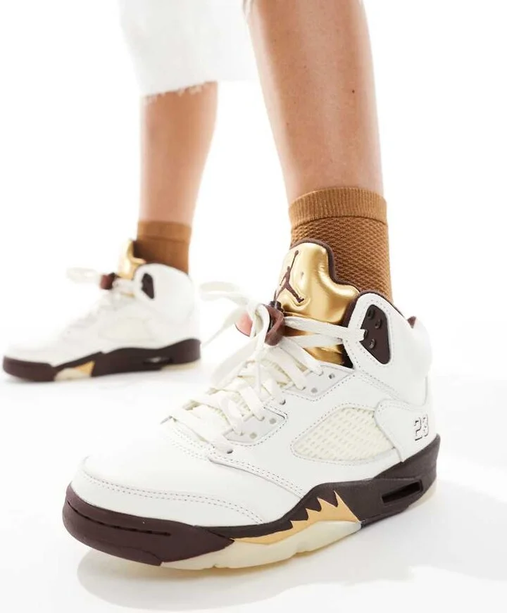 Nike Air Jordan 5 Retro sneakers in brown and gold - Image 3