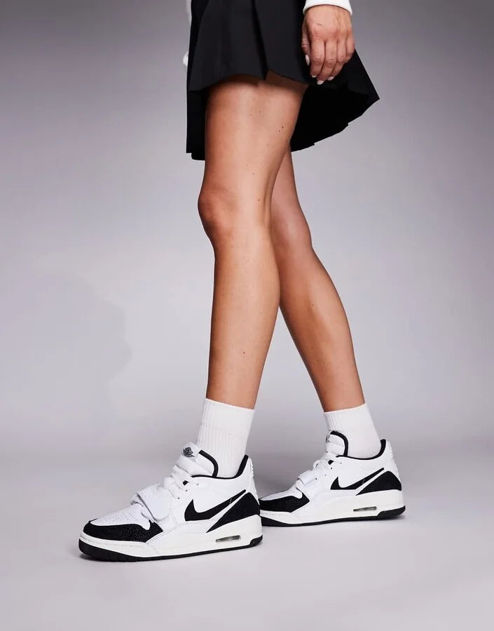Nike Air Jordan Legacy 312 Low sneakers in white and black - Image 3