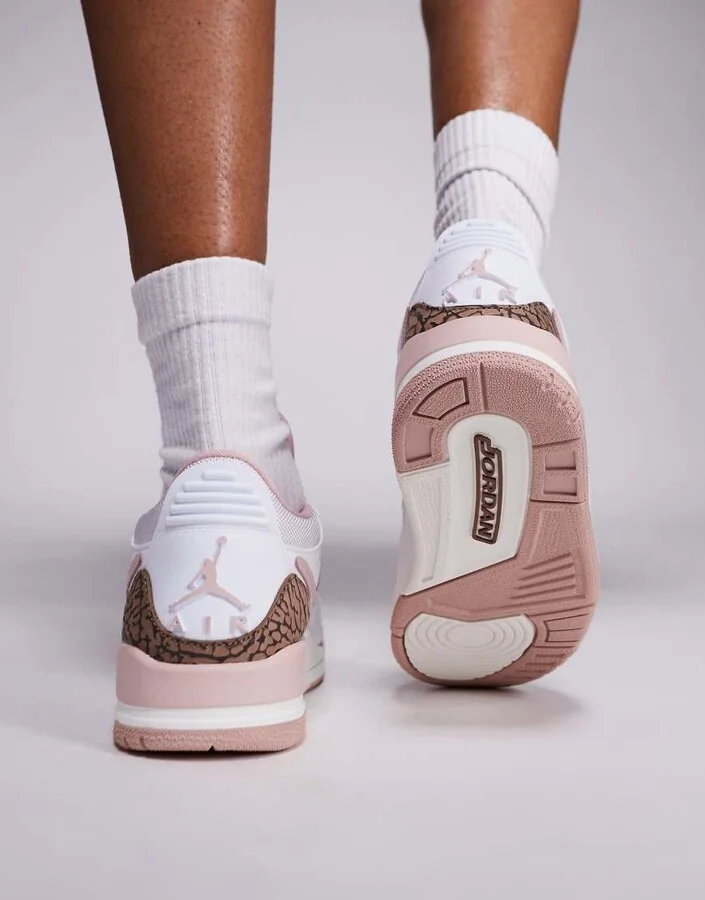 Nike Air Jordan Legacy 312 Low sneakers in white and pink - Image 3