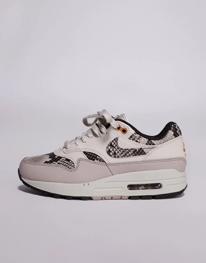 Nike Air Max 1 sneakers in white and snake print - Image 2
