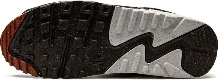 Nike Air Max 90 SE "Social FC" sneakers - Image 4