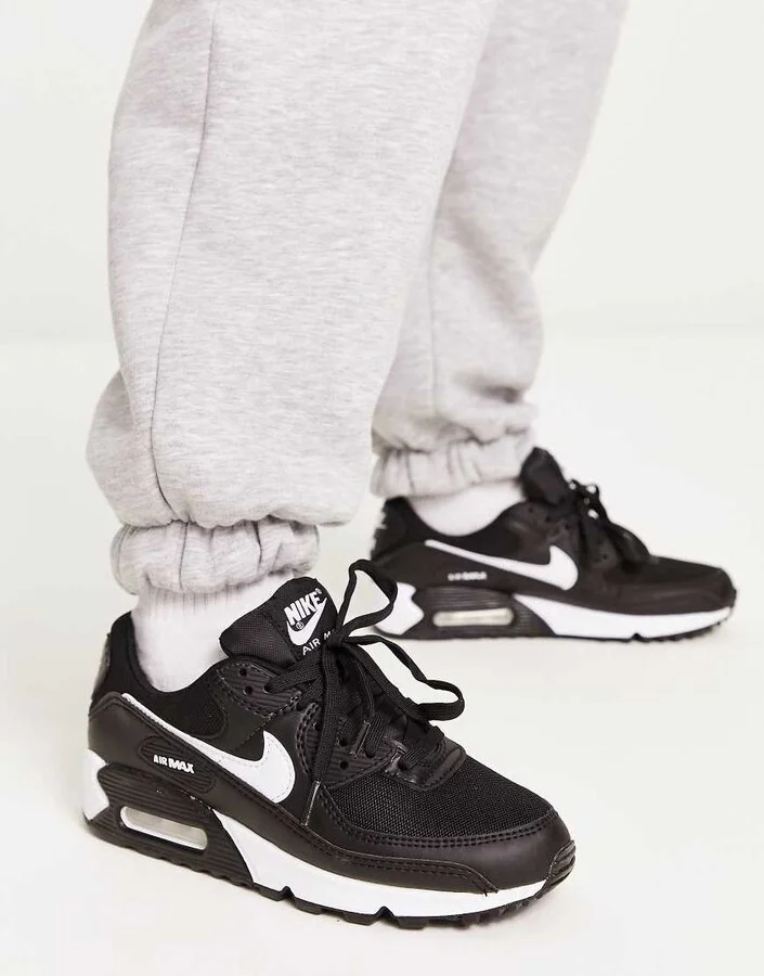 Nike Air Max 90 sneakers in black - Image 3