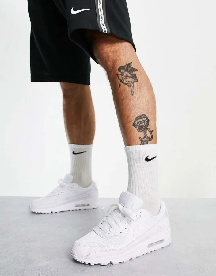 Nike Air Max 90 sneakers in white - Image 4