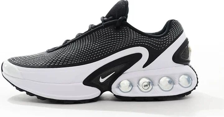 Nike Air Max DN sneakers in black and white - Image 2
