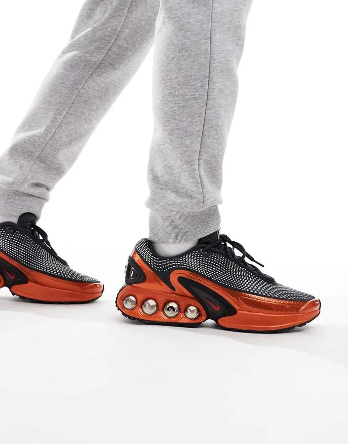 Nike Air Max DN sneakers in dark gray and red
