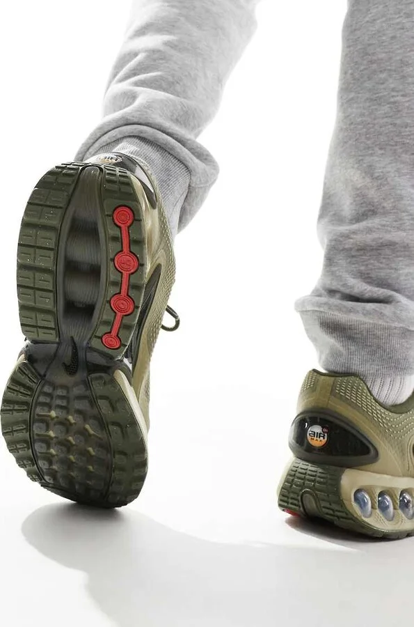 Nike Air Max DN sneakers in khaki - Image 3