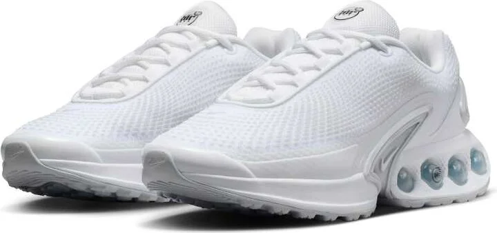 Nike Air Max DN sneakers in white and silver - Image 3