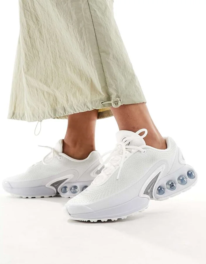 Nike Air Max DN unisex sneakers in white and silver