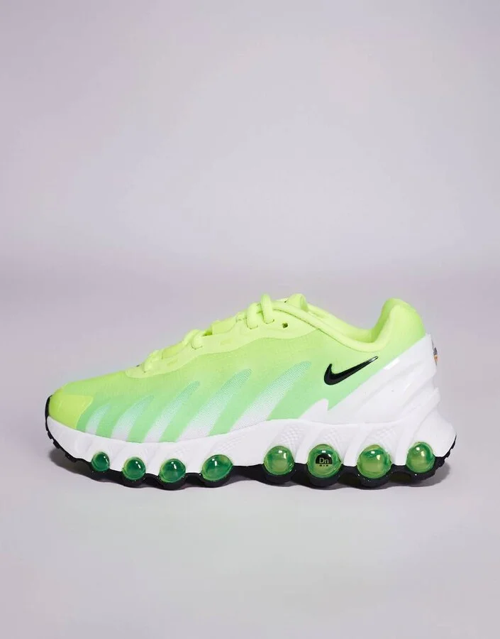 Nike Air Max DN8 sneakers in green - Image 2