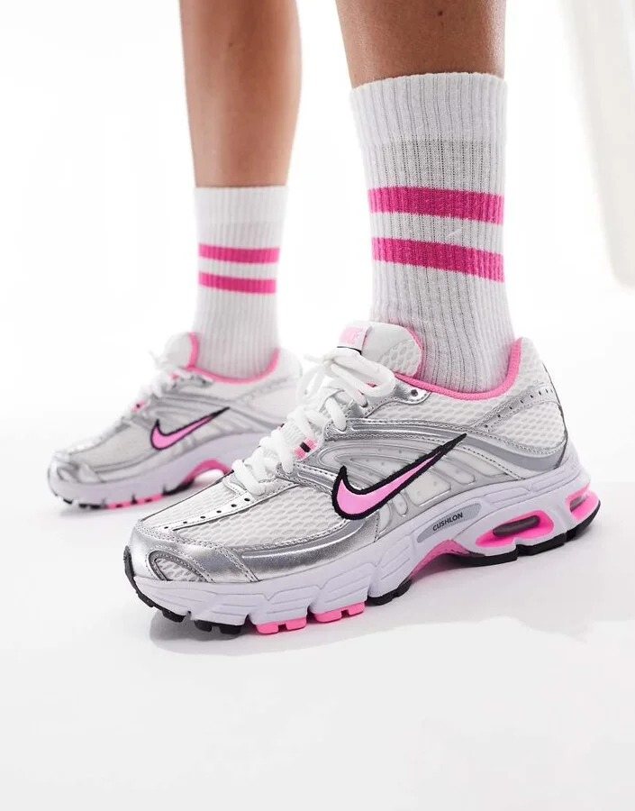 Nike Air Max Moto 2K sneakers in white and pink - Image 3