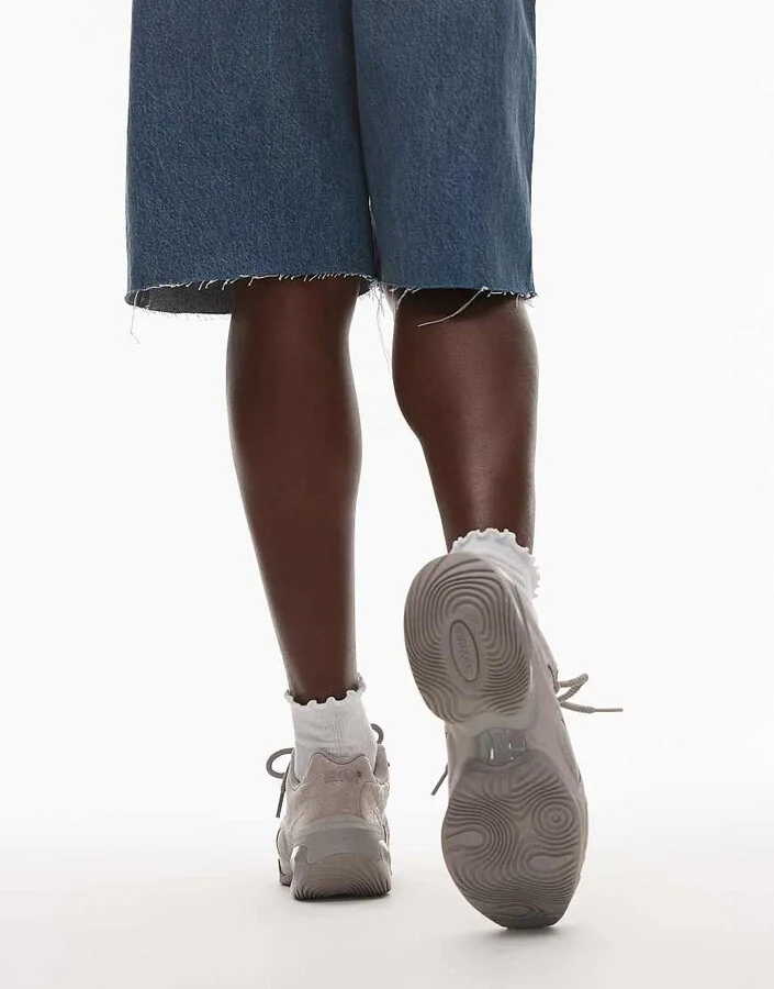 Nike Air Max Muse sneakers in beige - Image 3