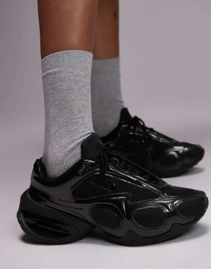 Nike Air Max Muse sneakers in black - Image 4