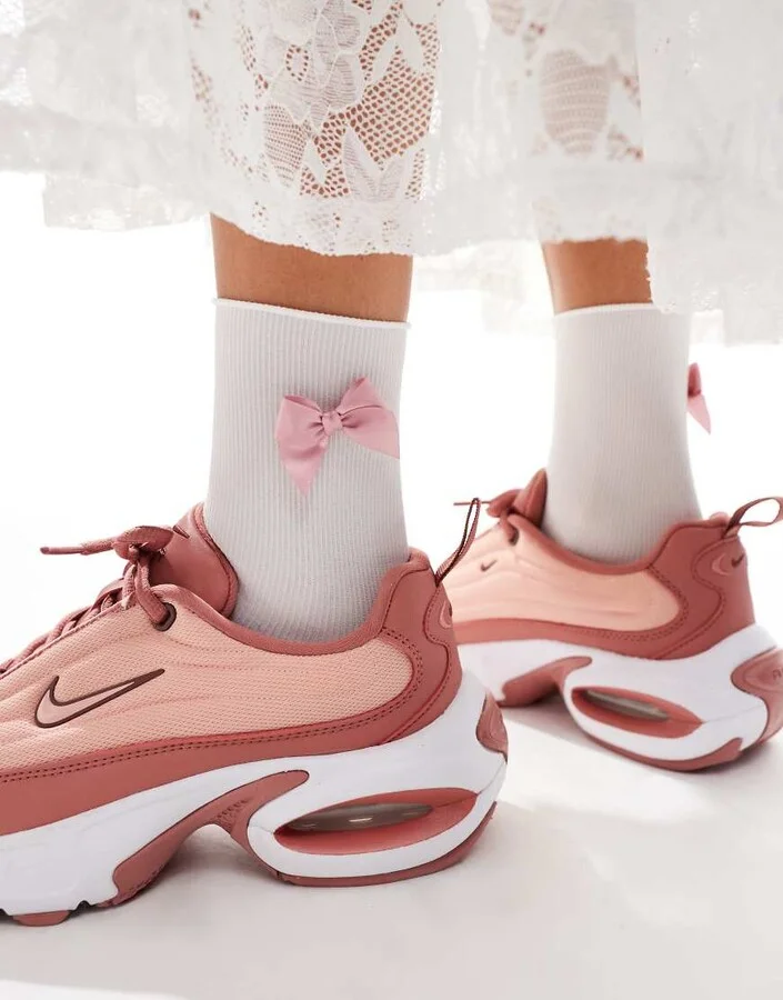 Nike Air Max Portal sneakers in pink and white - Image 4