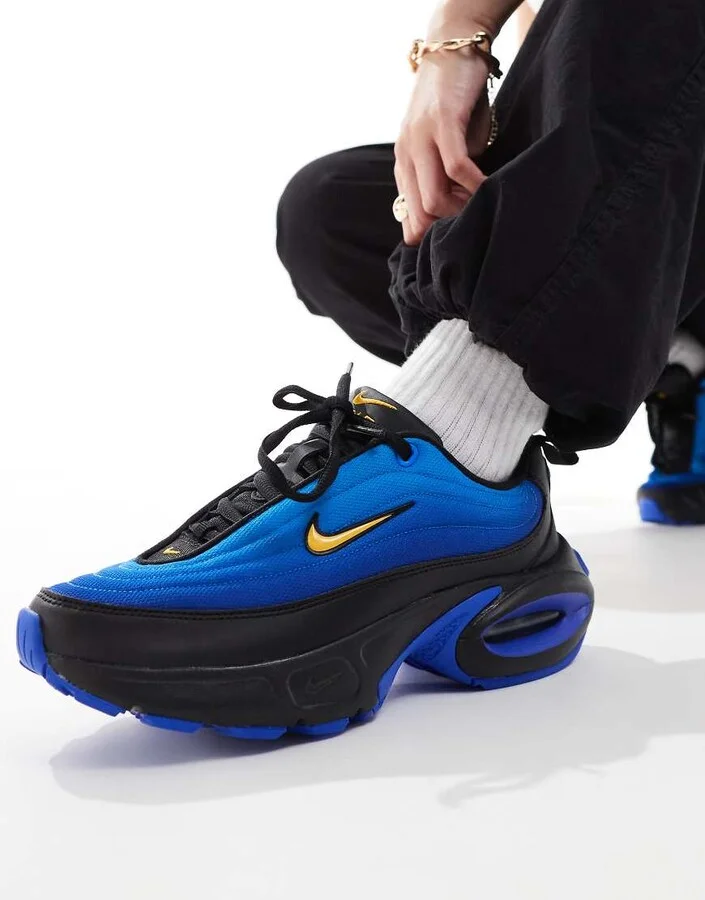 Nike Air Max Portal sneakers in racer blue