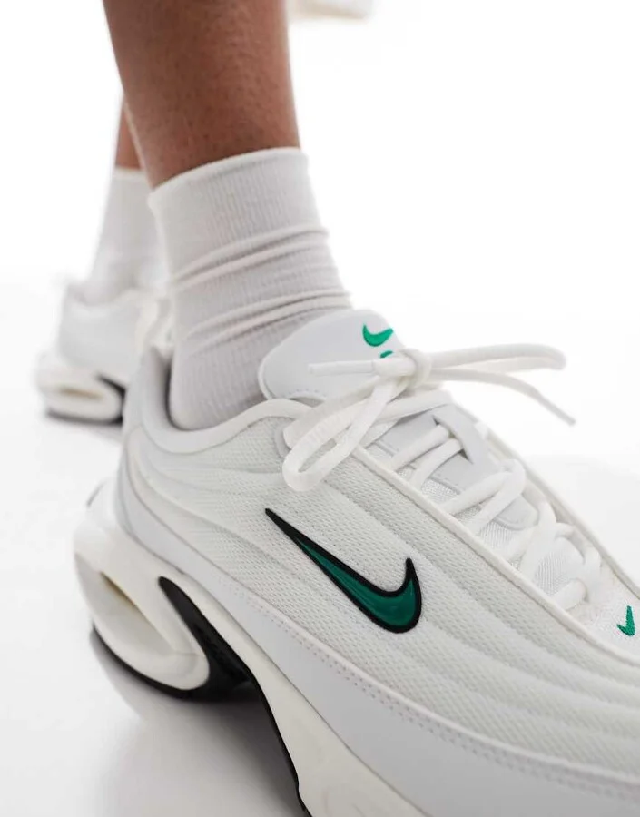 Nike Air Max Portal sneakers in white and green - Image 4