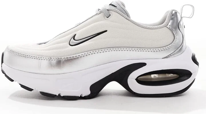 Nike Air Max Portal sneakers in white and silver - Image 2