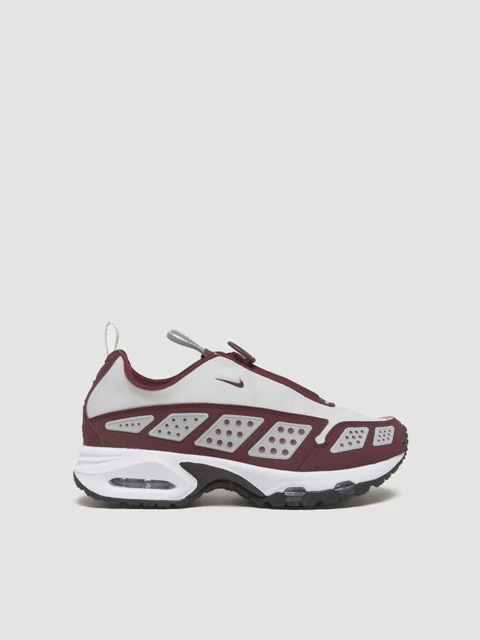 Nike Air Max SNDR Zip Fastened Sneakers