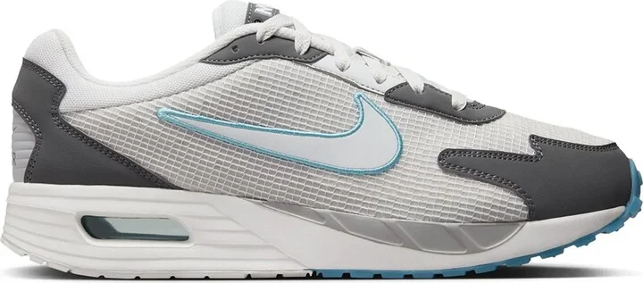 Nike Air Max Solo Sneaker