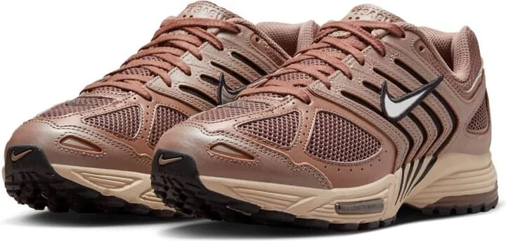 Nike Air Pegasus 2005 sneakers in brown - Image 2