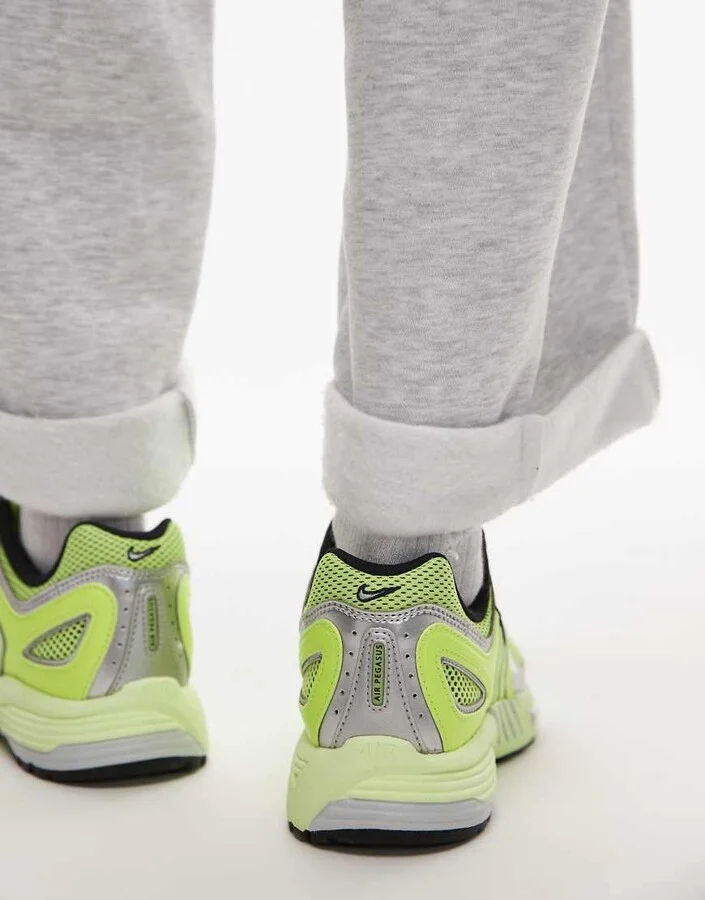 Nike Air Pegasus 2005 sneakers in green and silver - Image 3