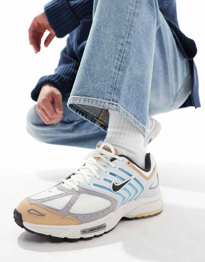 Nike Air Pegasus 2005 sneakers in white and blue