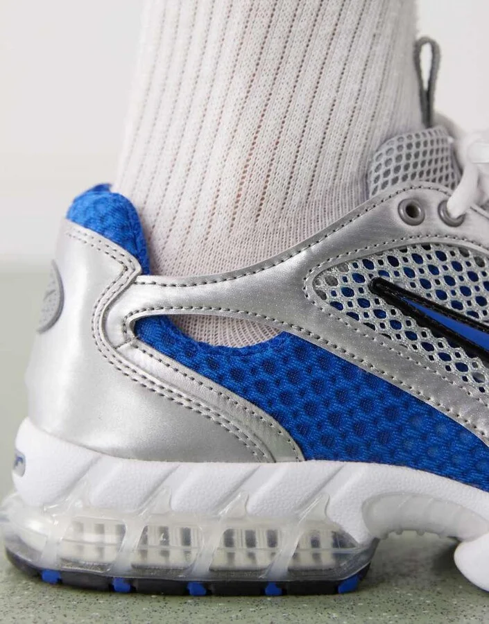 Nike Air Zoom Spiridon Cage 2 sneakers in silver and blue - Image 4