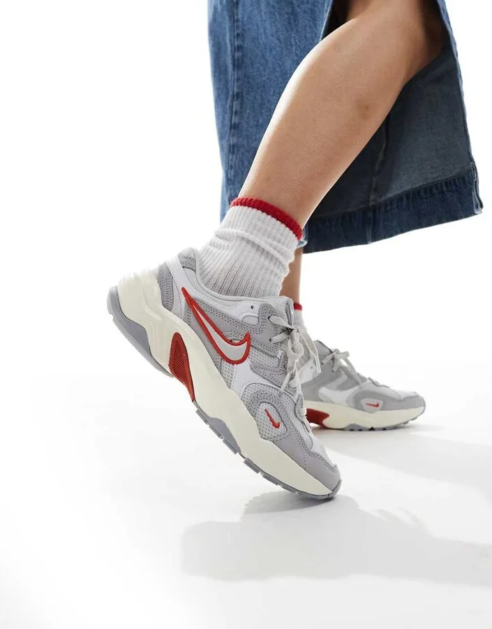 Nike AL8 sneakers in gray - Image 3