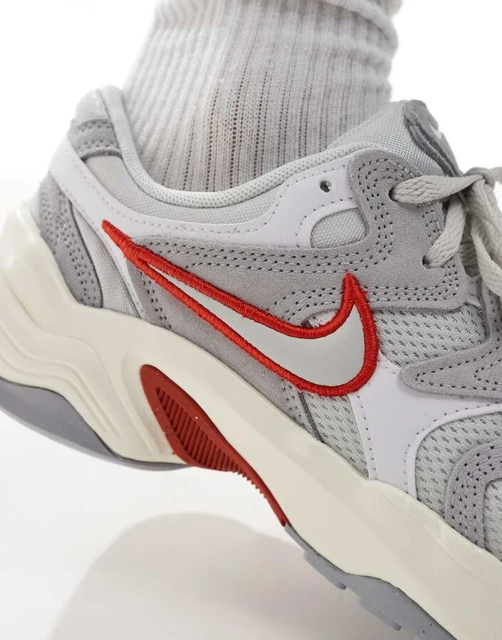 Nike AL8 sneakers in gray - Image 4
