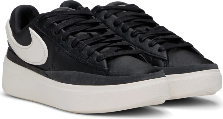 Nike Black & White Blazer Phantom Low Sneakers - Image 4