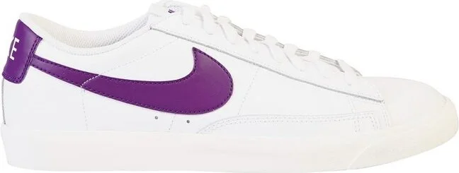 Nike Blazer Low-Top Sneakers