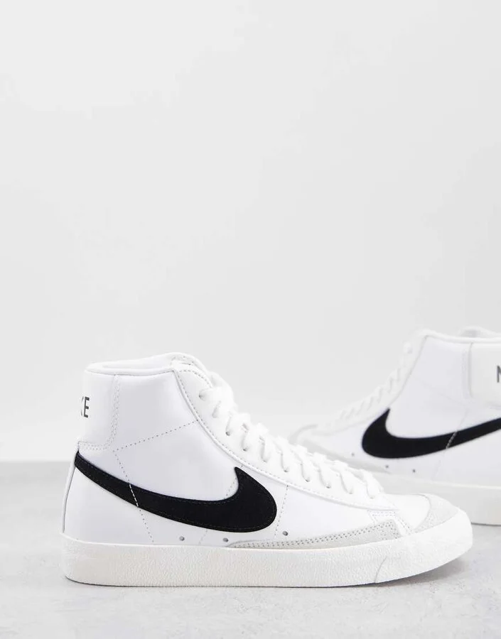 Nike Blazer Mid '77 sneakers in white