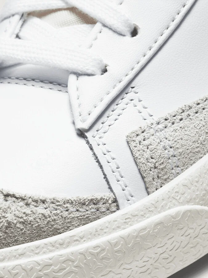 Nike Blazer Mid '77 Vintage - WHITE/BLACK-SAIL - Image 4