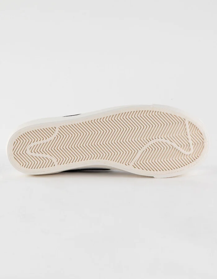 NIKE Blazer Mid '77 Womens Shoes - Image 3