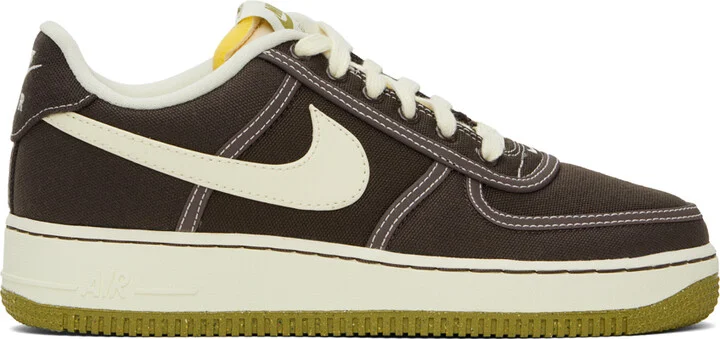 Nike Brown Air Force 1 '07 Sneakers