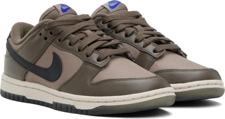 Nike Brown Dunk Low Sneakers - Image 4