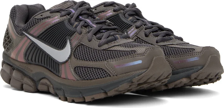 Nike Brown & Gray Zoom Vomero 5 Sneakers - Image 4
