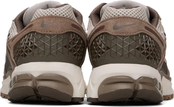 Nike Brown Zoom Vomero 5 Sneakers - Image 2