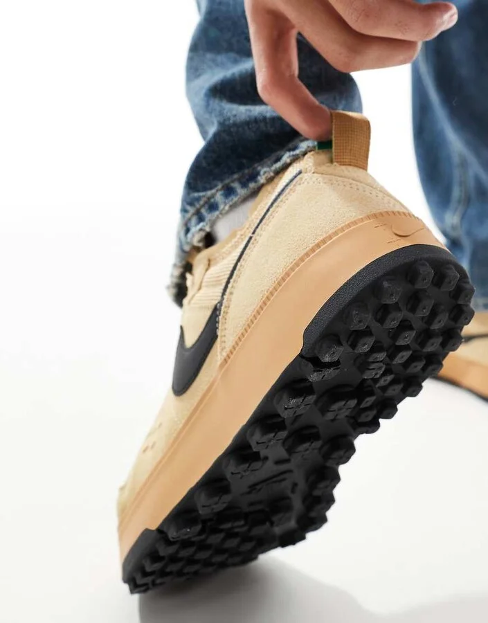 Nike C1TY sneakers in brown - Image 3