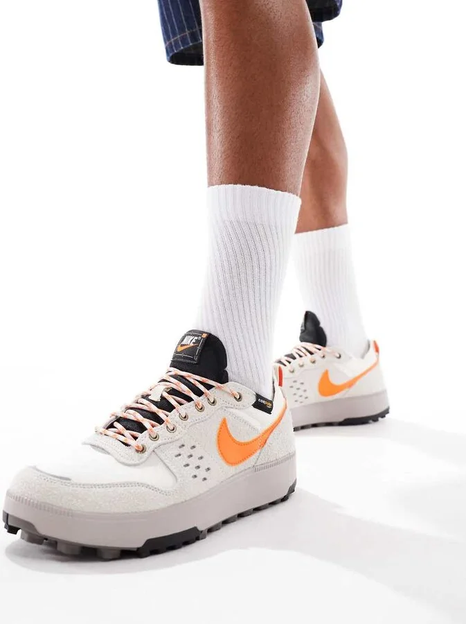 Nike C1TY sneakers in off-white and orange - Image 4