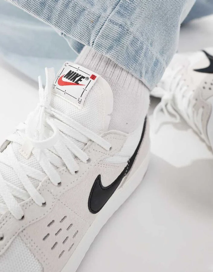 Nike C1TY sneakers in white and black - Image 3
