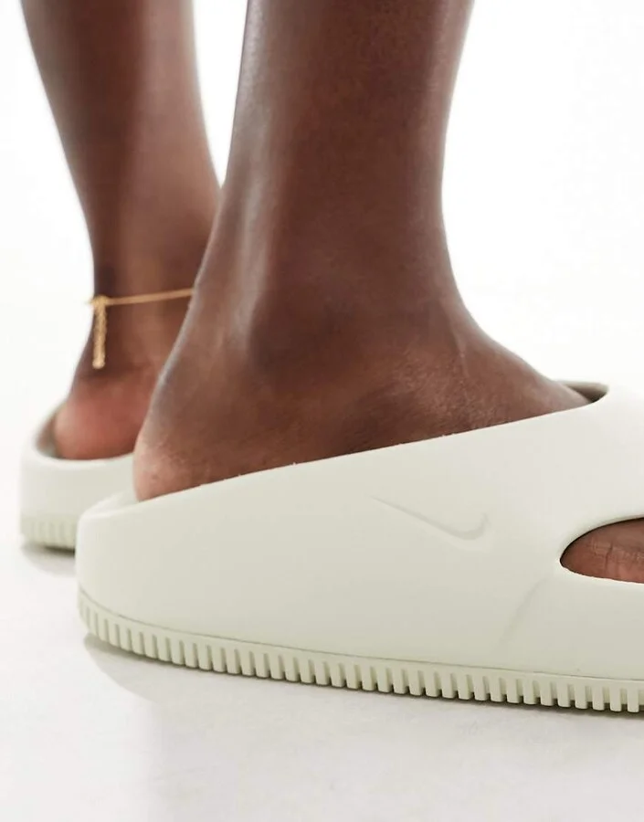 Nike Calm flip flops in off white - Image 4